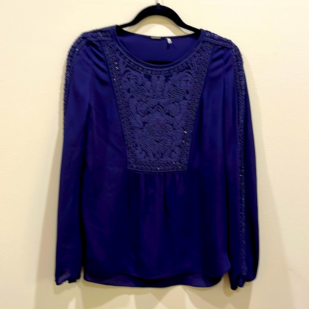 ELIE TAHARI like new purple beaded silk top XS